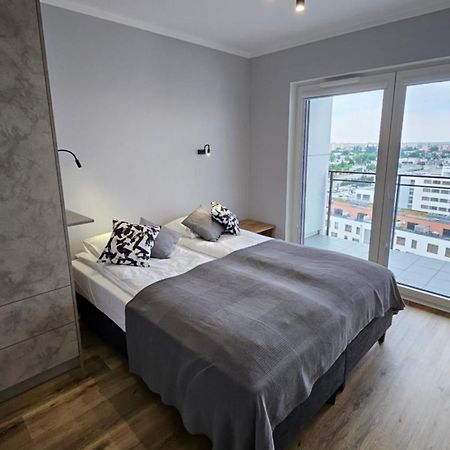 Apartament Bulgarska 59 - Sypialnia I Salon - 40M2 - Self Check In 24H Poznan Luaran gambar