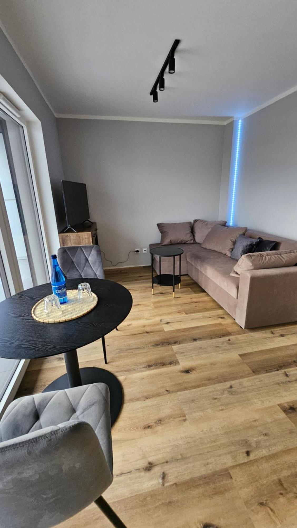 Apartament Bulgarska 59 - Sypialnia I Salon - 40M2 - Self Check In 24H Poznan Luaran gambar