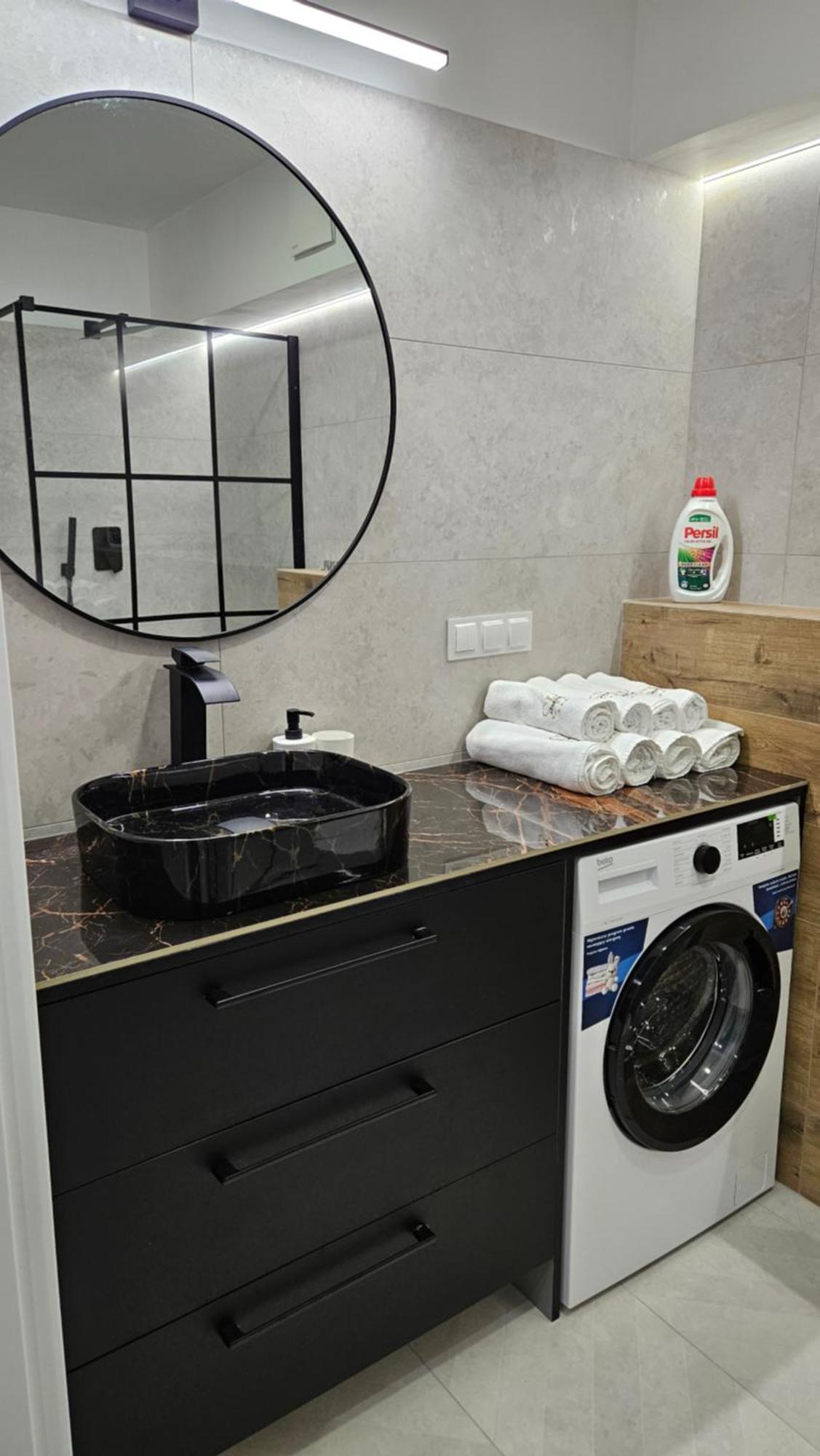 Apartament Bulgarska 59 - Sypialnia I Salon - 40M2 - Self Check In 24H Poznan Luaran gambar